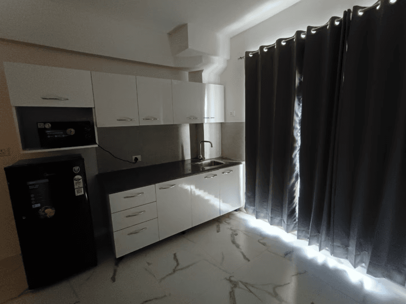 Warm Cozy 1BHK