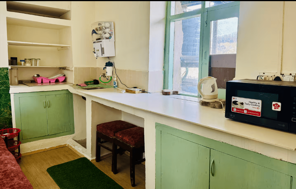 1-room apartment Dev Vatika 3